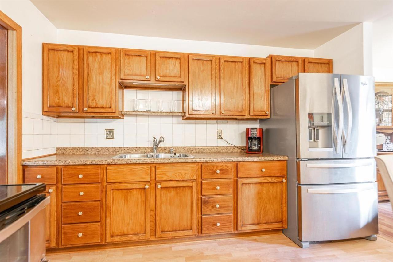 Blissful Retreat In Wisconsin Rapids Villa Bagian luar foto